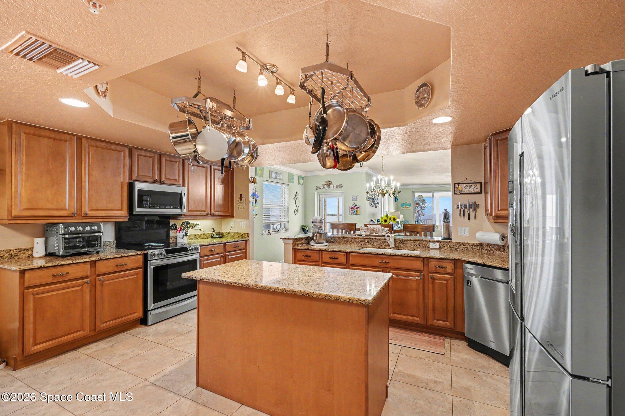 5 Indian River Avenue 901