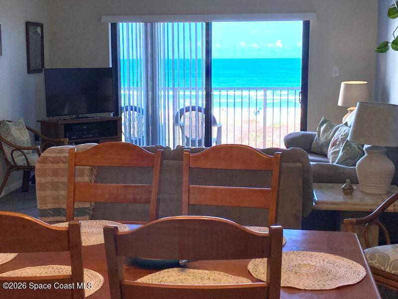 7520 Ridgewood Avenue 507