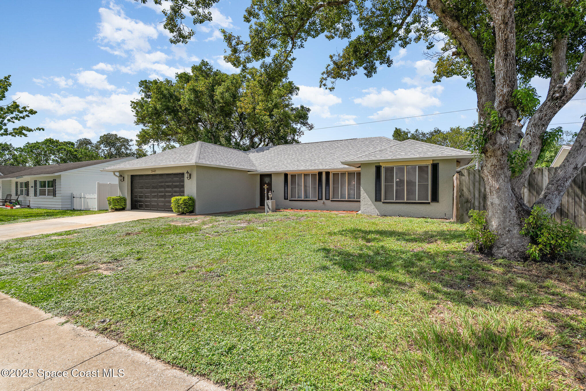 2040 Autumn Street