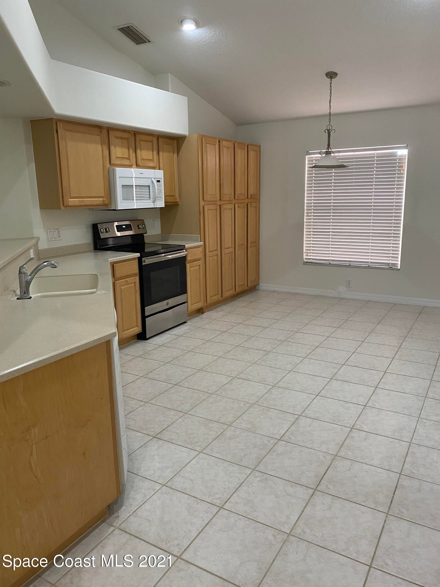 2615 Kendrick Court