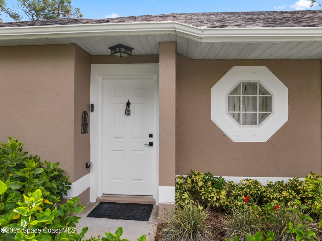 Photo of 2724 Tolman Avenue SE, Palm Bay, FL 32909 (MLS # 1058423)