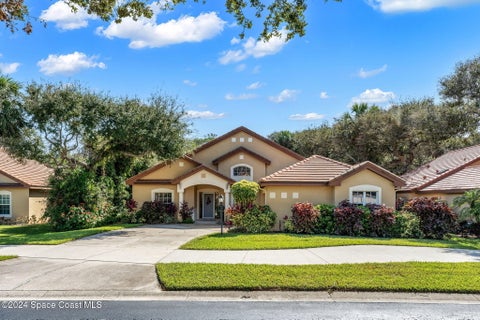 3 beds bed, 2 baths bath property at 117 Caledonia Drive, Melbourne Beach, FL 32951