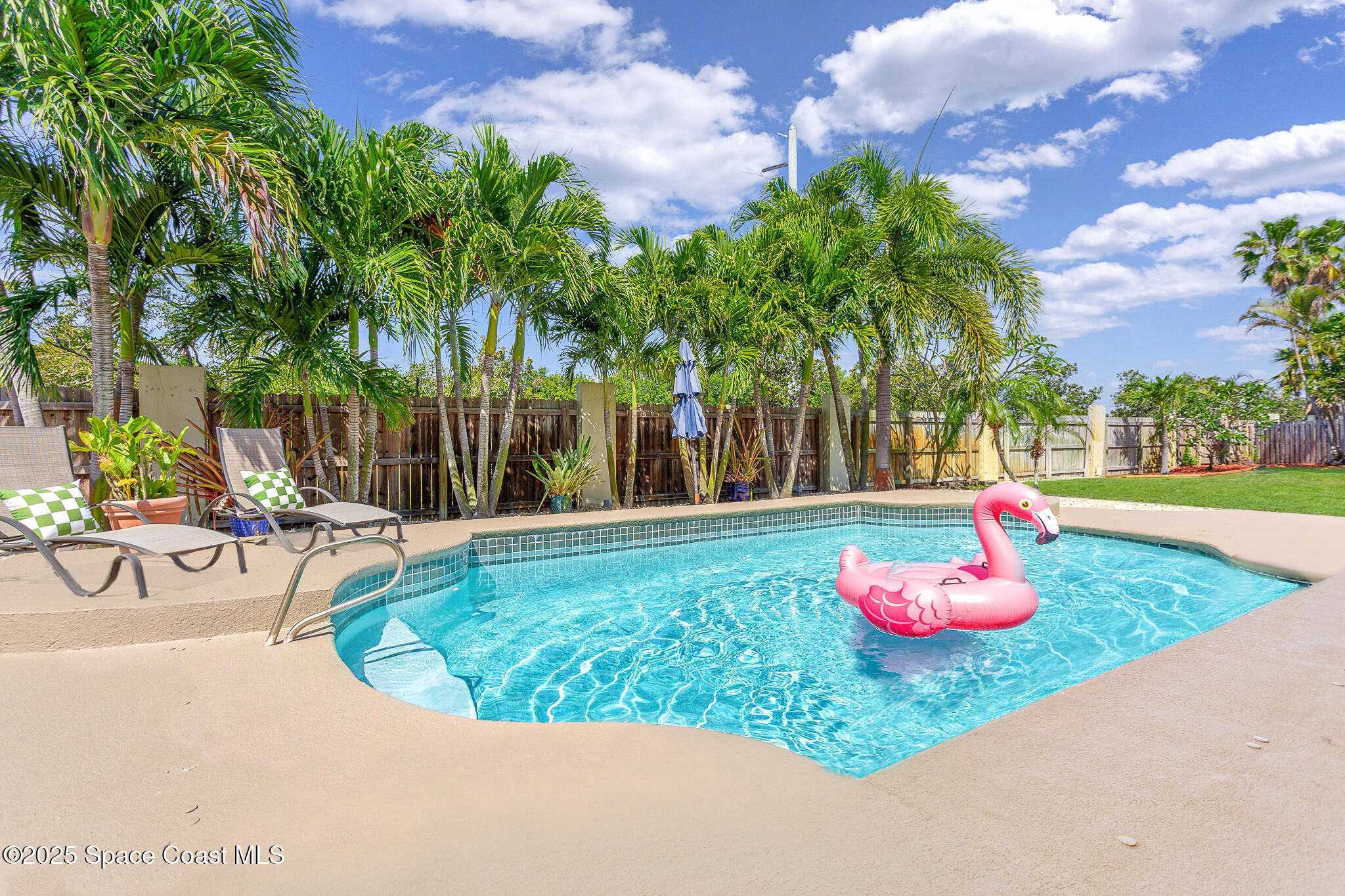 588 Rio Casa Drive N