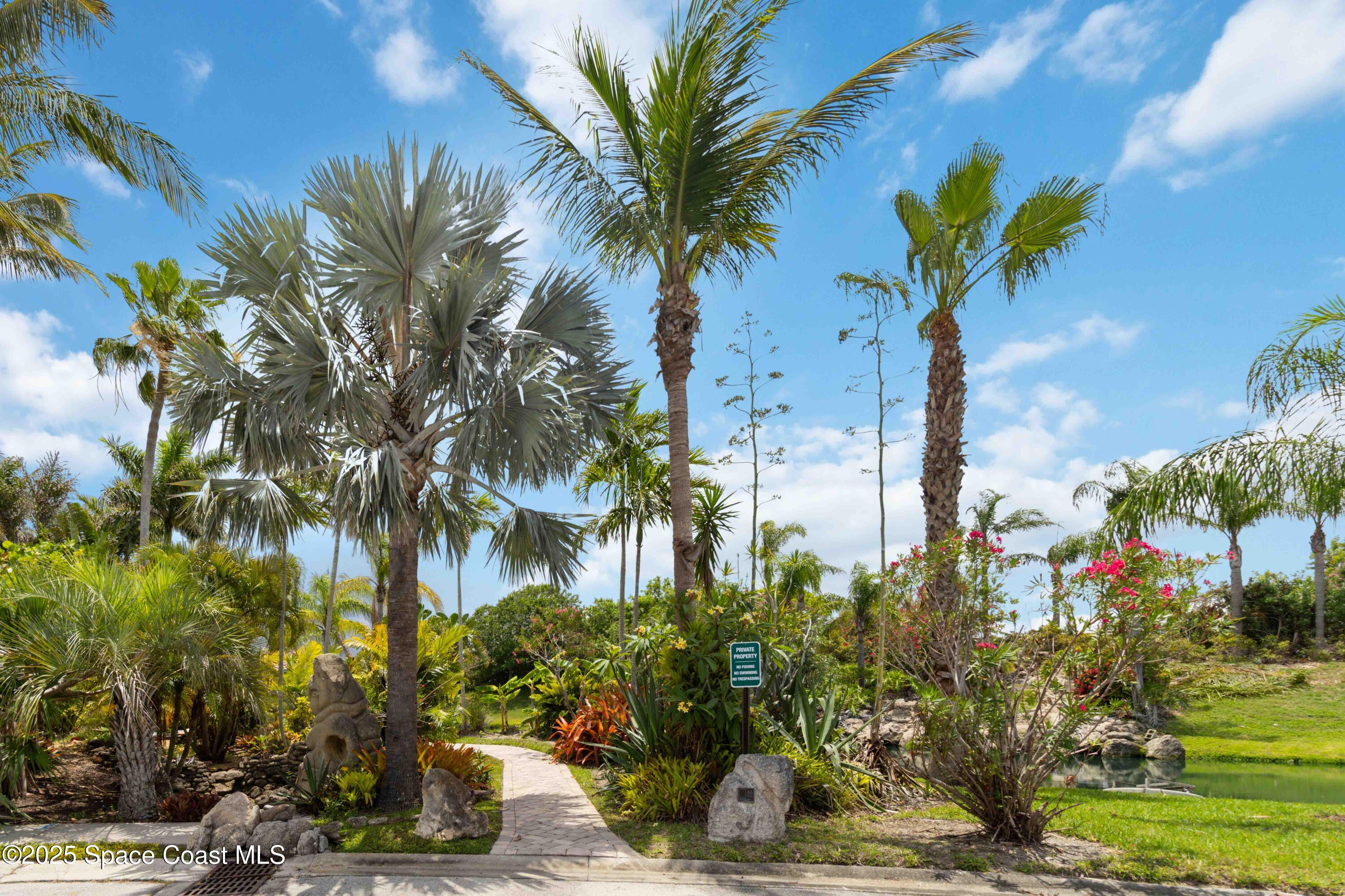 618 Manatee Bay Drive