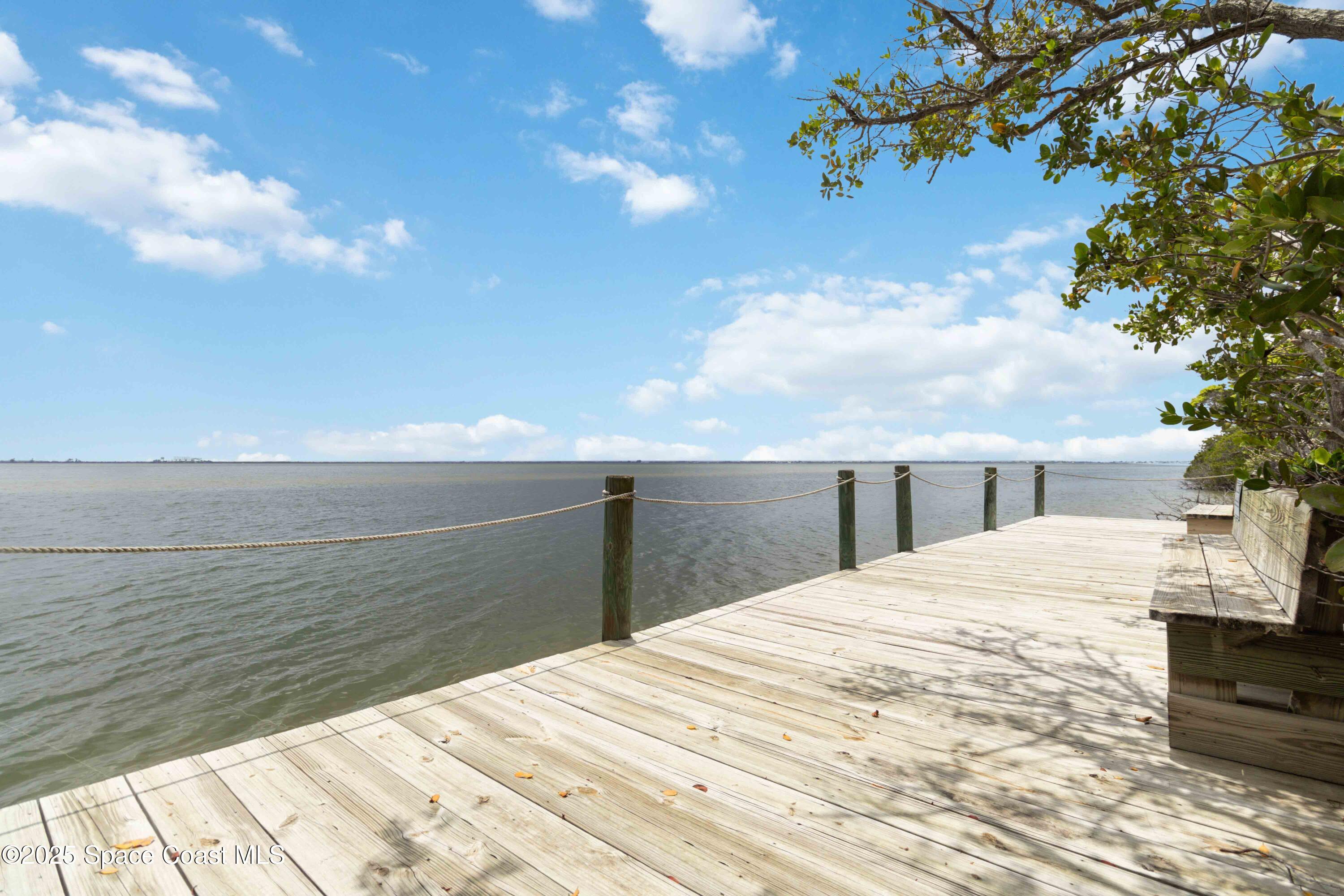 618 Manatee Bay Drive