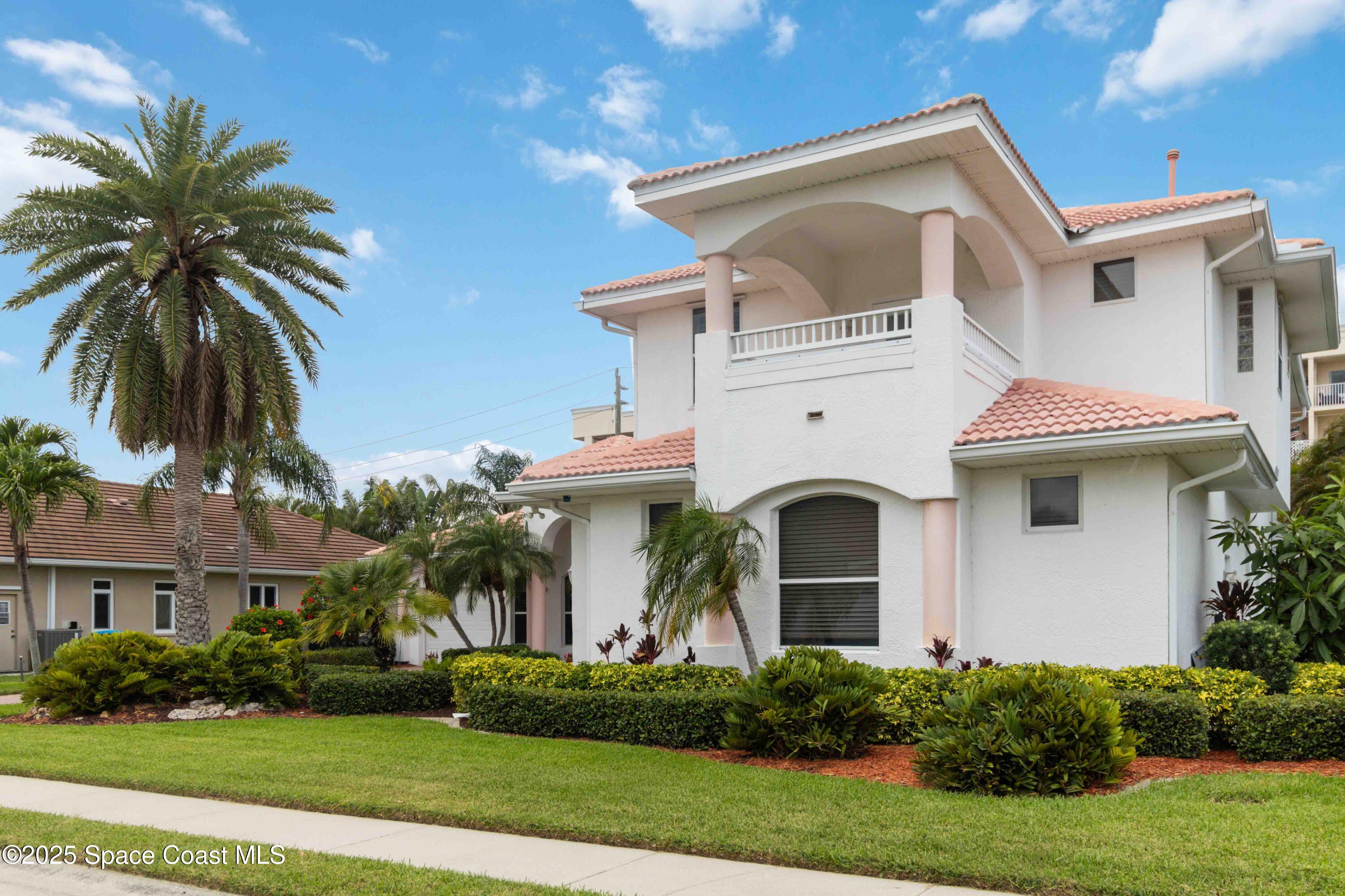 618 Manatee Bay Drive