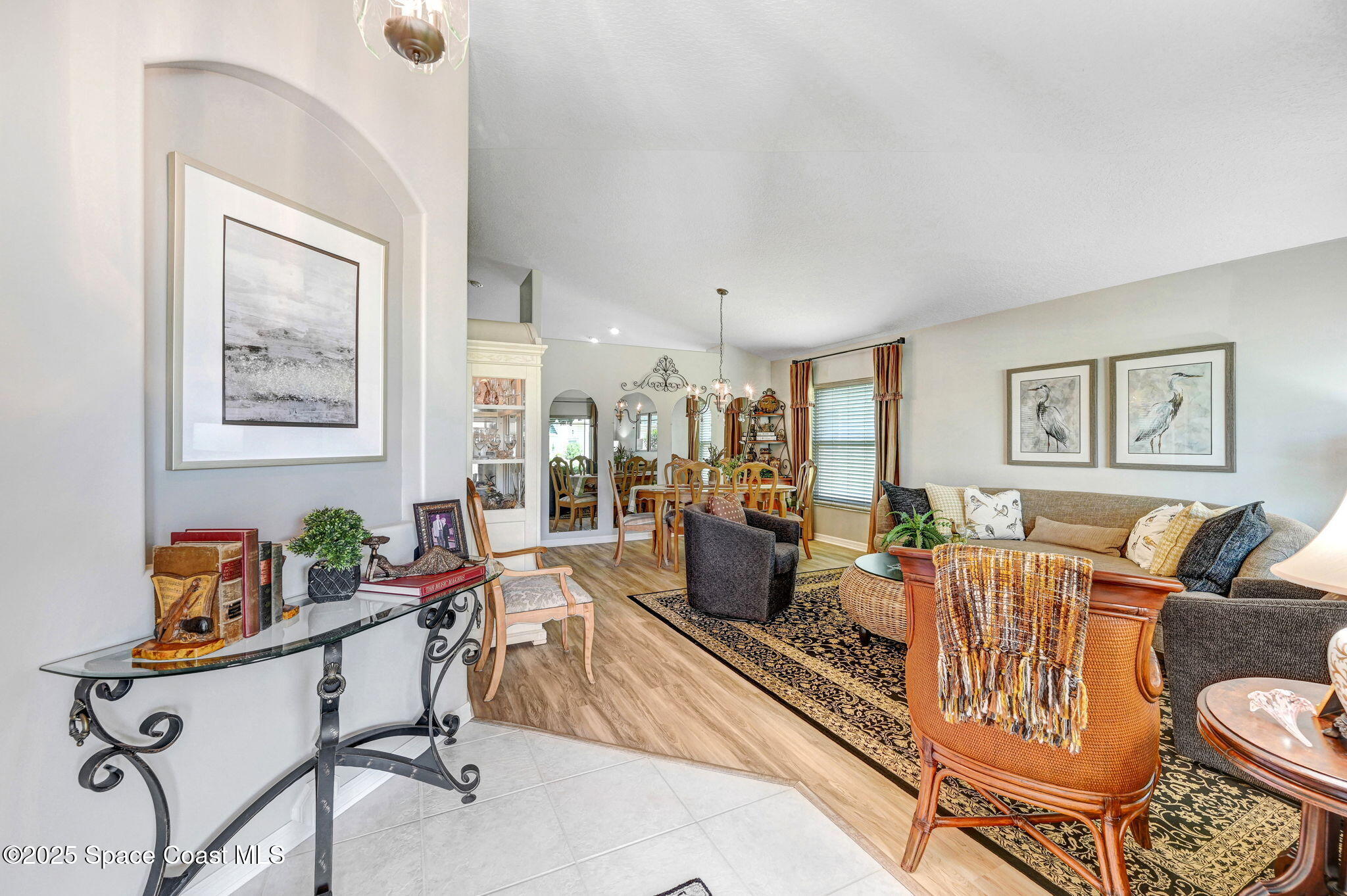 801 Indian Oaks Drive