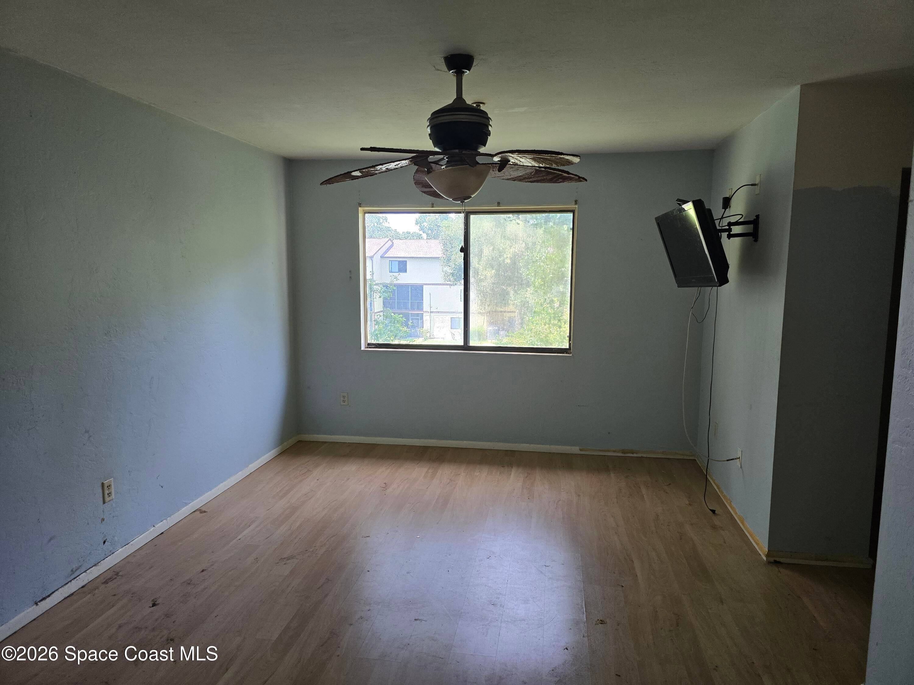 7801 Maplewood Drive 913
