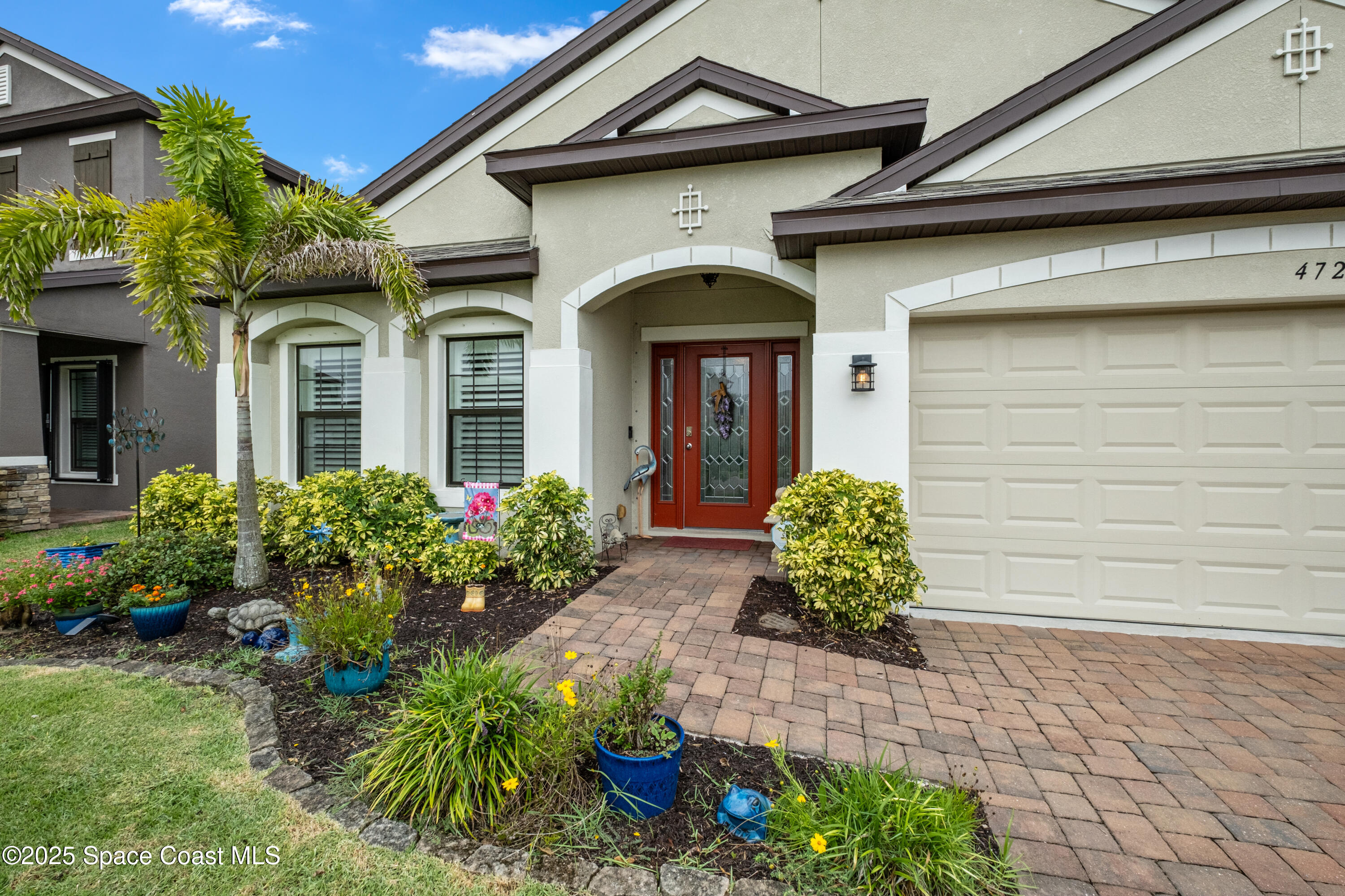 4729 Alligator Flag Circle