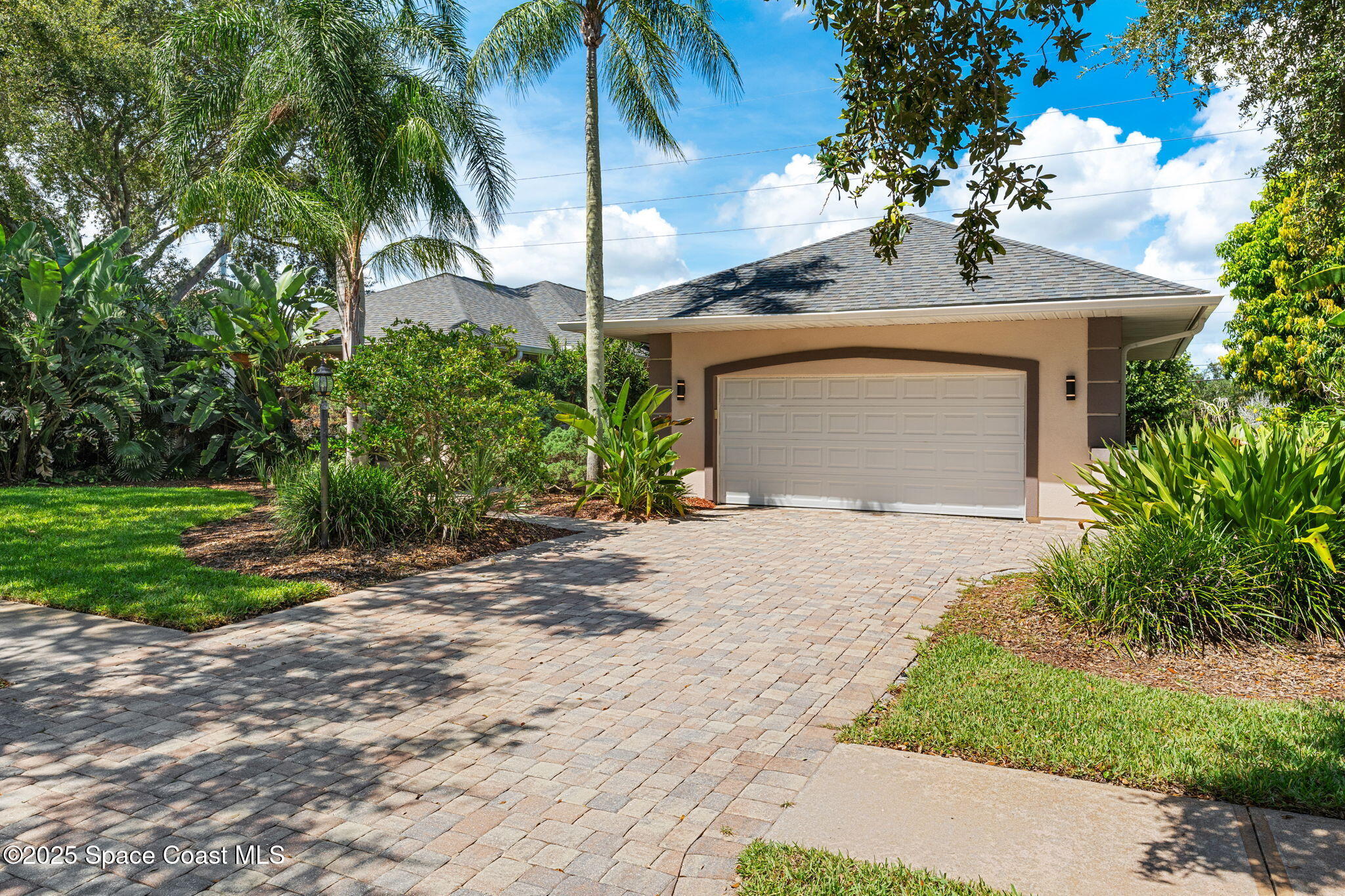 763 Peregrine Drive