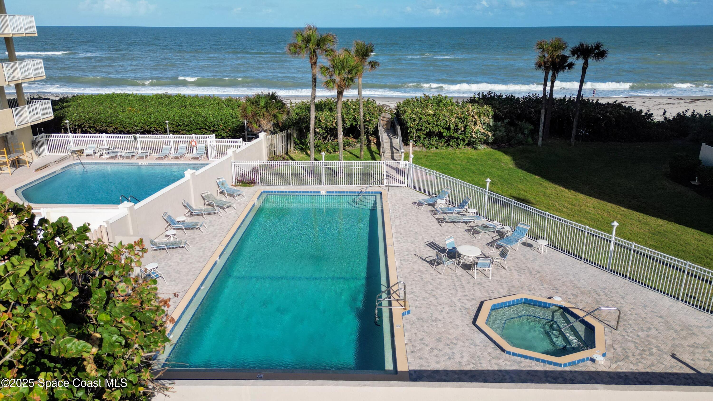 995 N Highway A1a 306