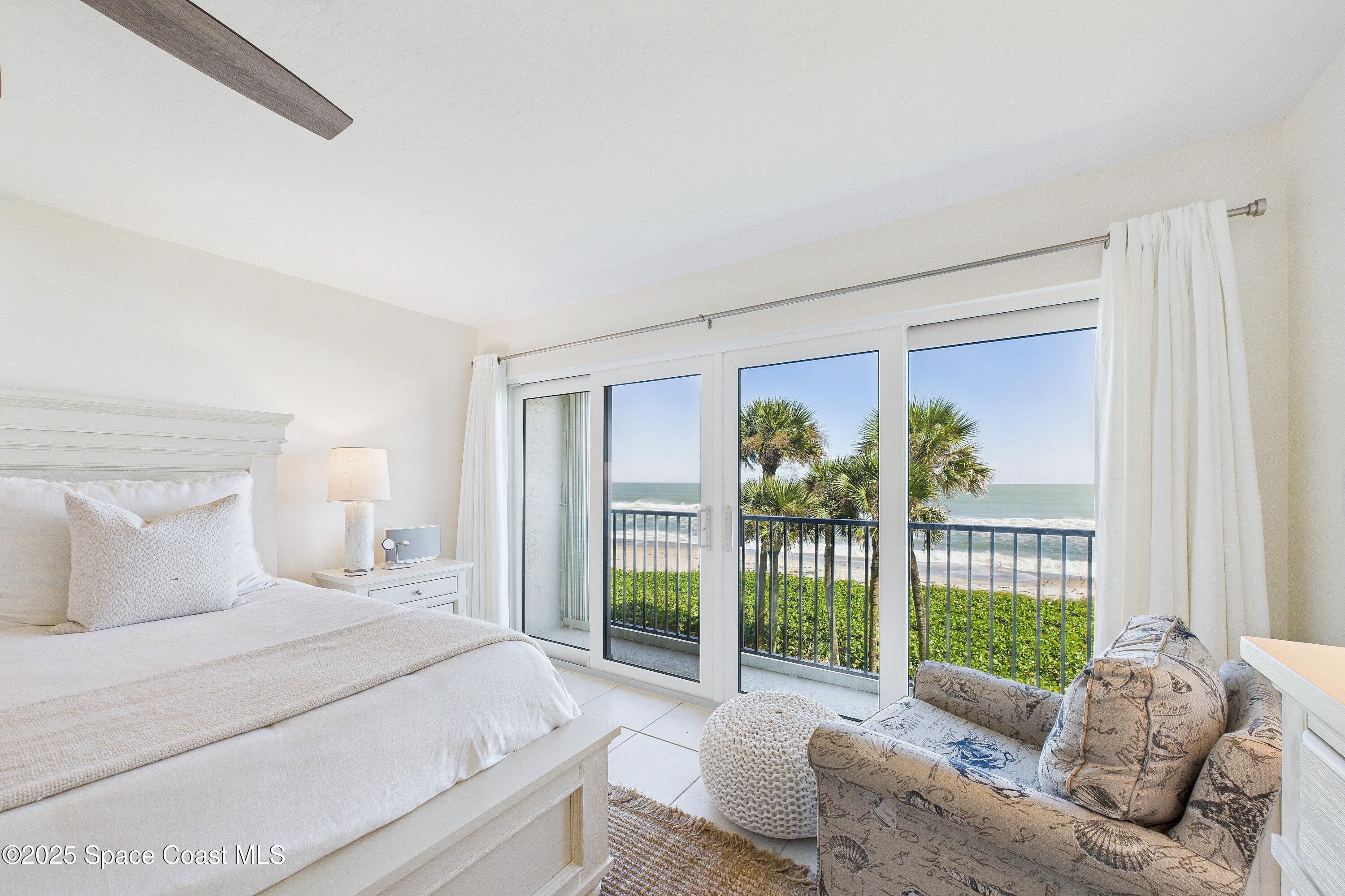 995 N Highway A1a 306