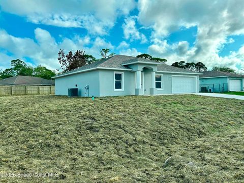 640 Roth Court SE Palm Bay FL 32909