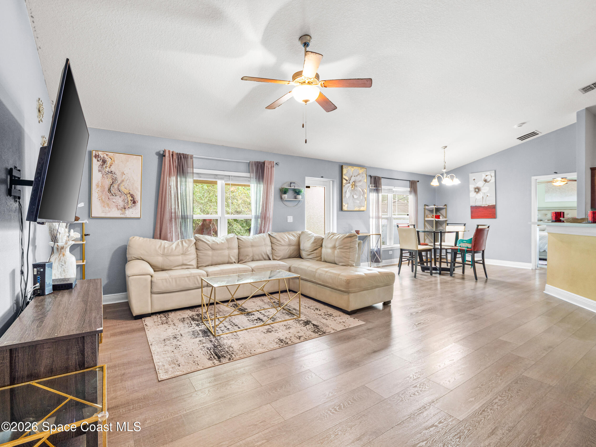 256 Eckert Street SE