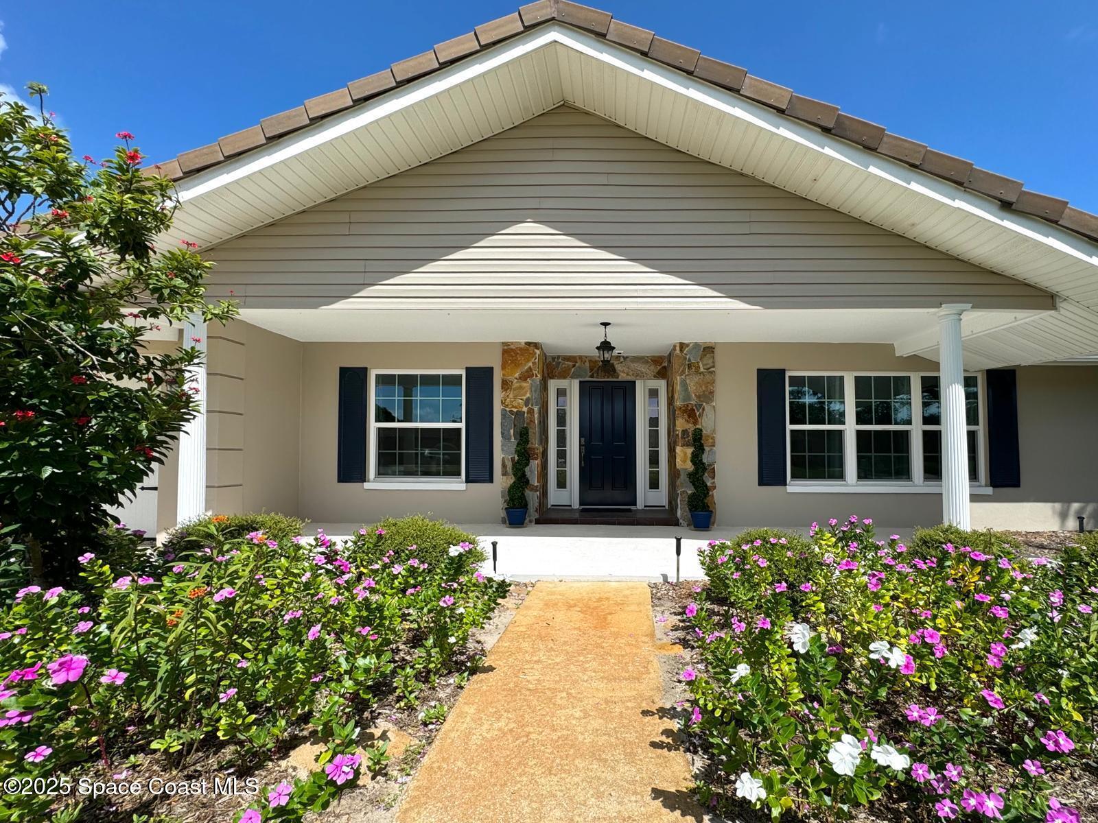 420 Rio Casa Drive S