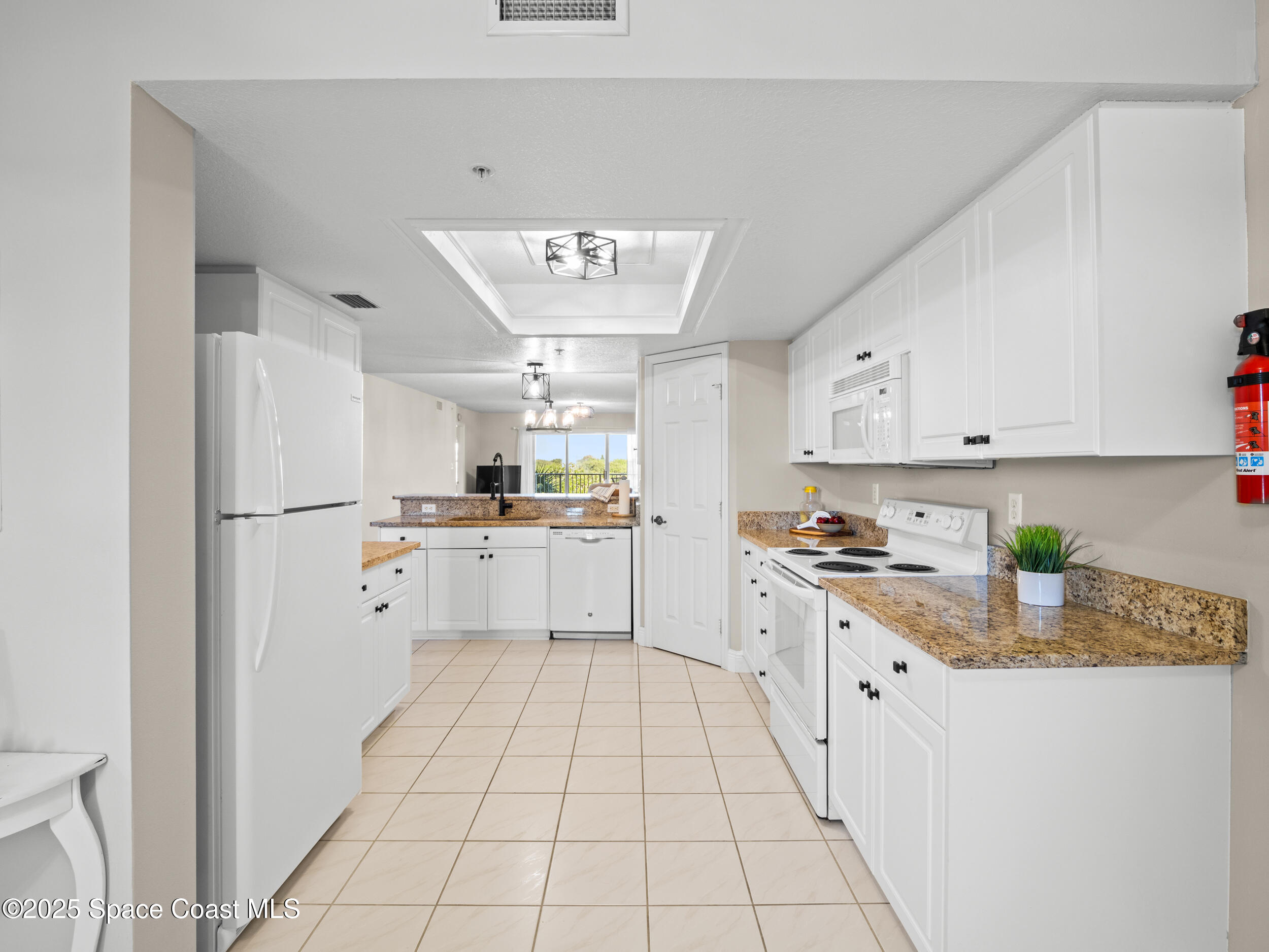 602 Shorewood Drive A305