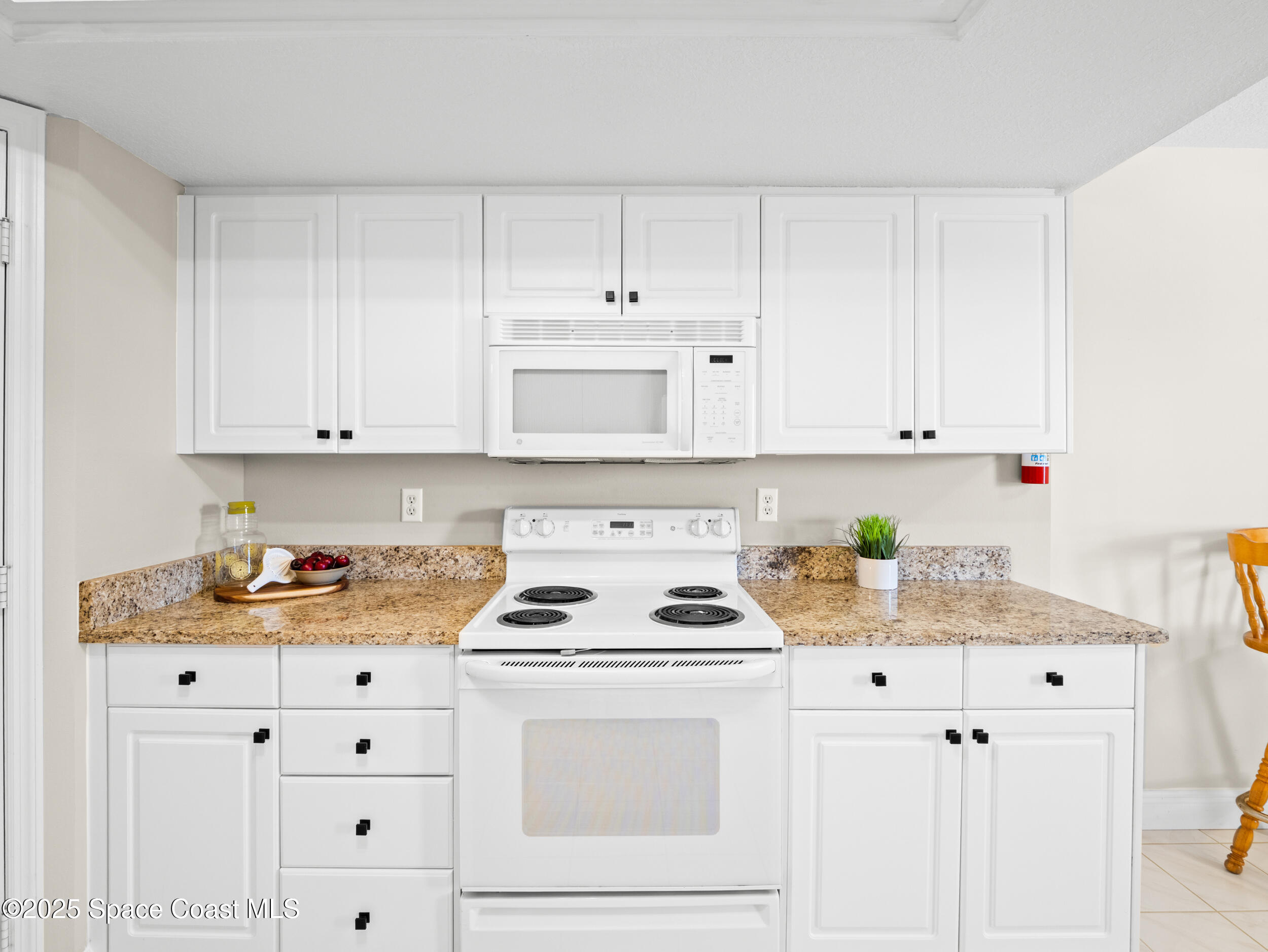 602 Shorewood Drive A305