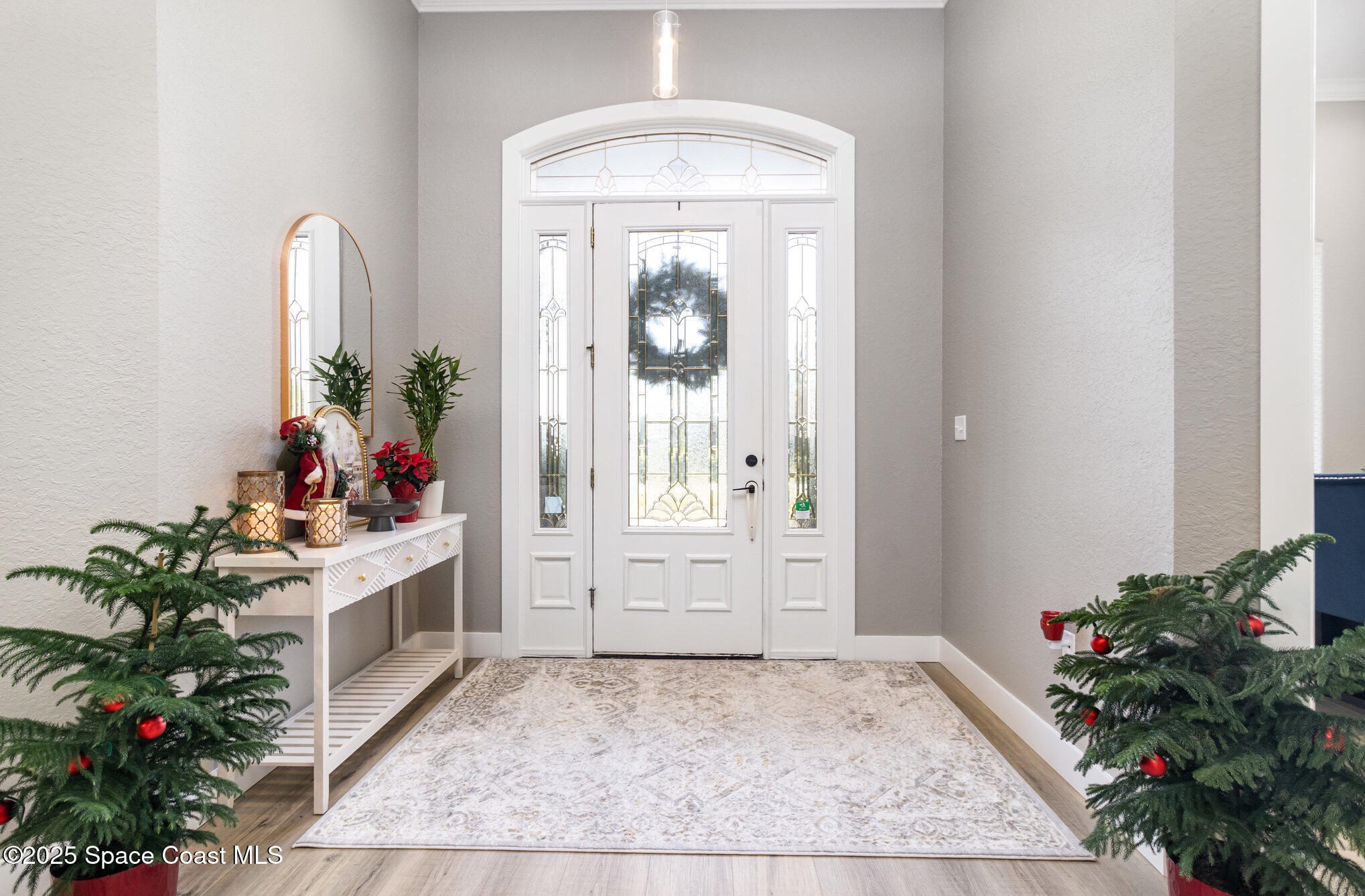 2795 Fawn Lake Boulevard