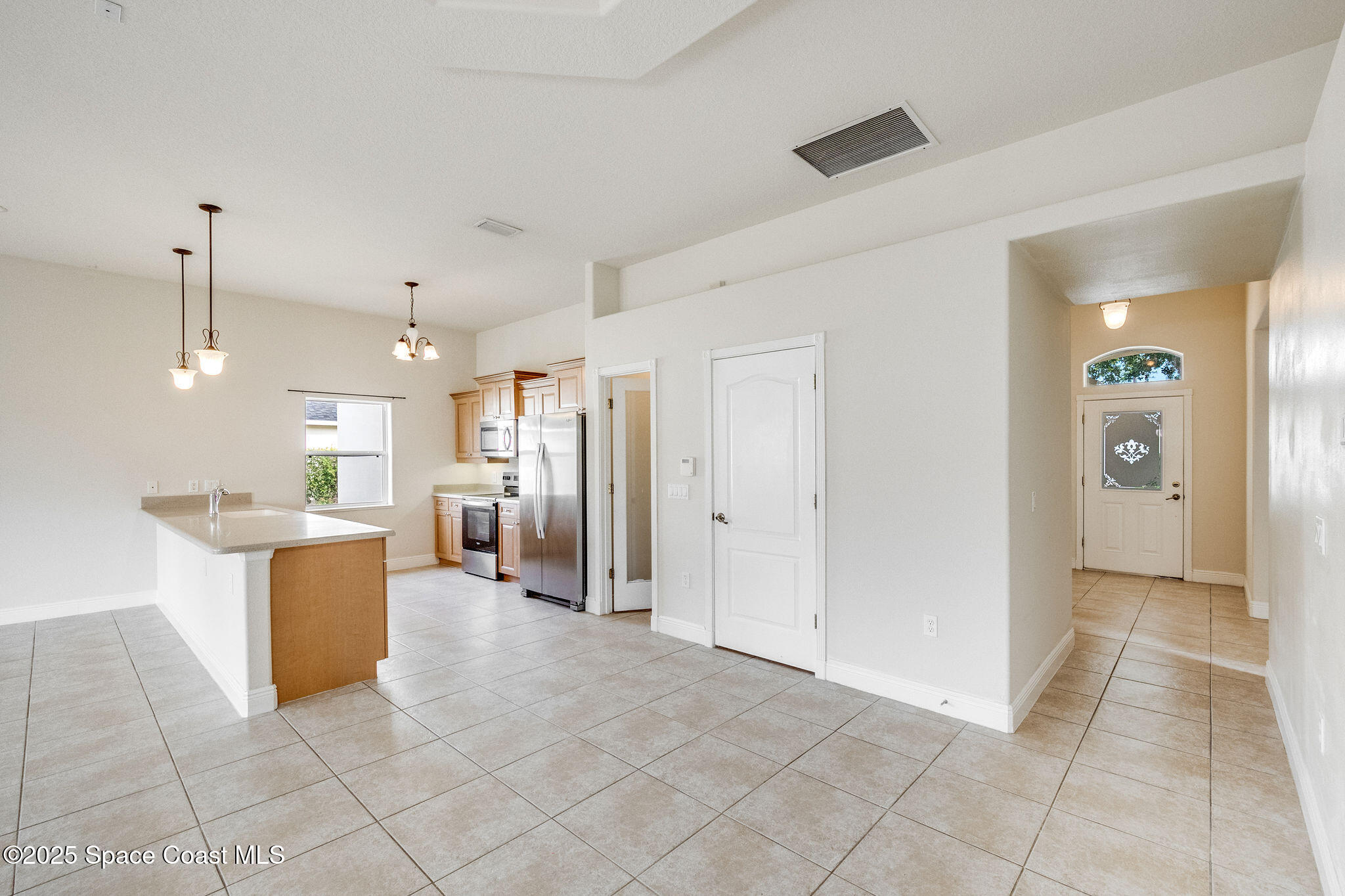 3977 Foothill Drive