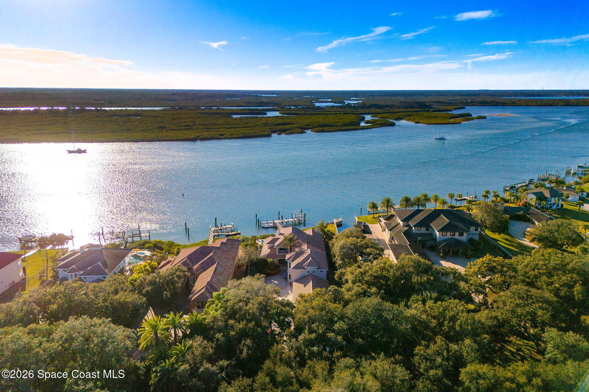 4828 S Peninsula Drive