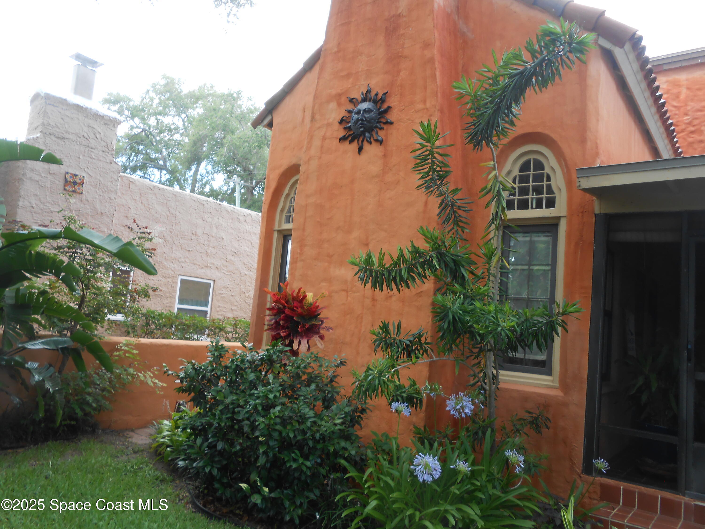 26 Orange Avenue