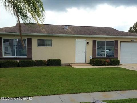 Photo of 2422 Roxbury Circle, North Port, FL 34288 (MLS # 1059497)