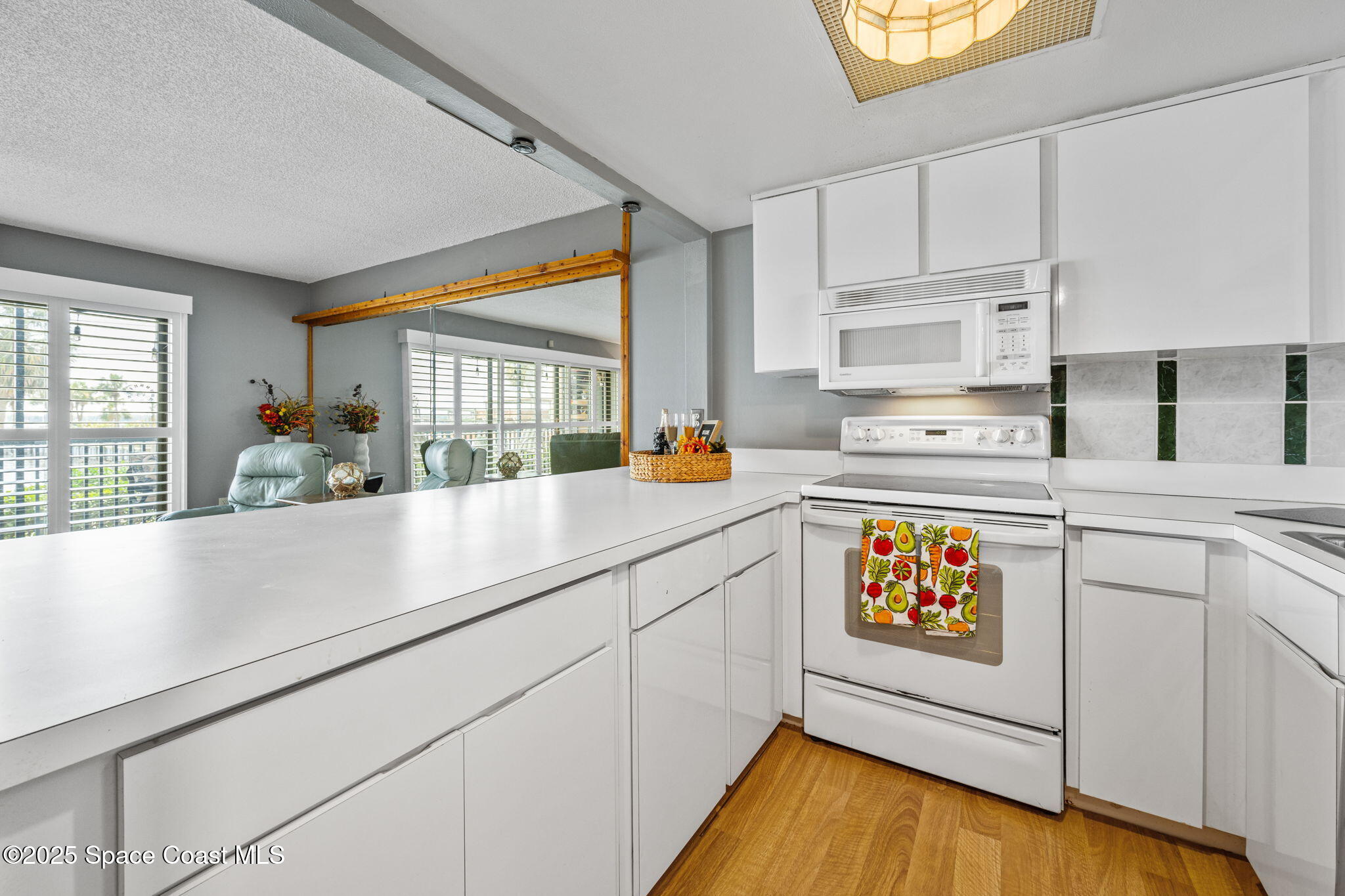 55 Riverside Drive 103