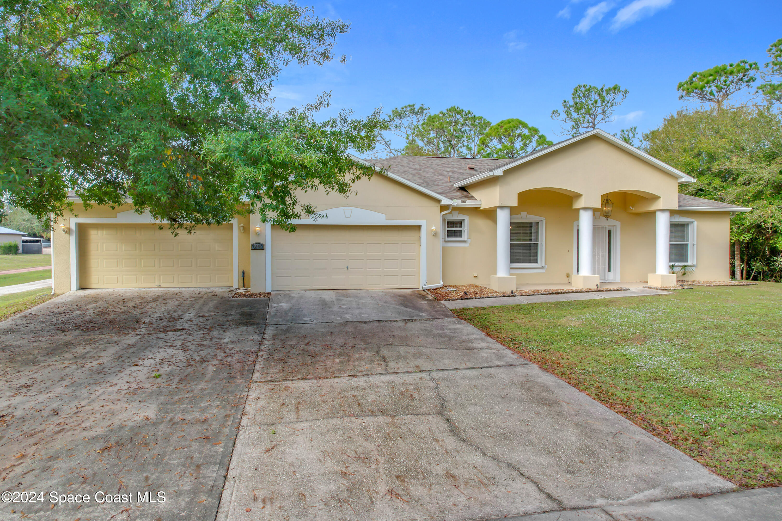 1385 Friday Road