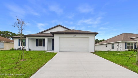 Photo of 1327 De Groodt Road SW, Palm Bay, FL 32908 (MLS # 1088778)