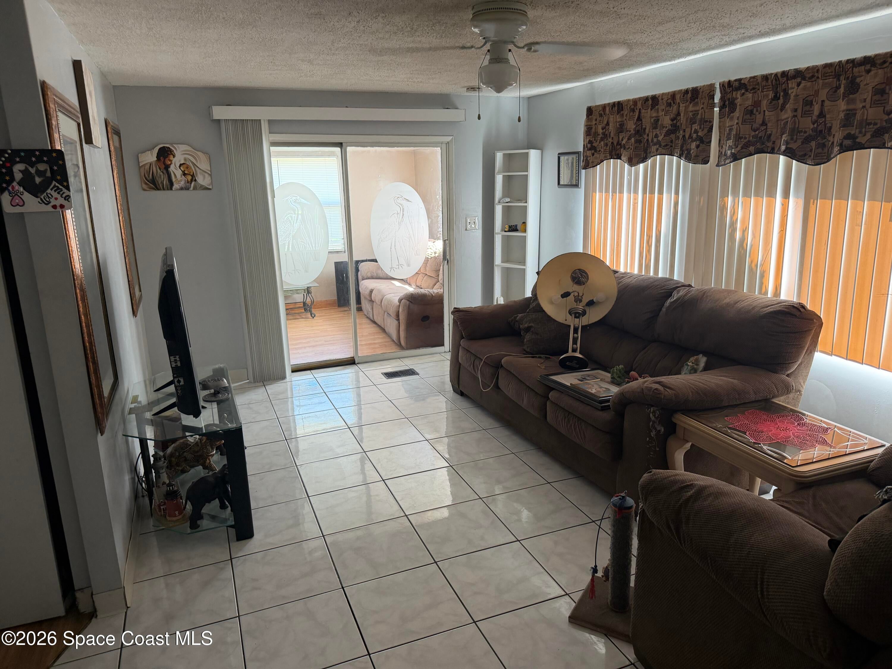 909 Vireo Drive