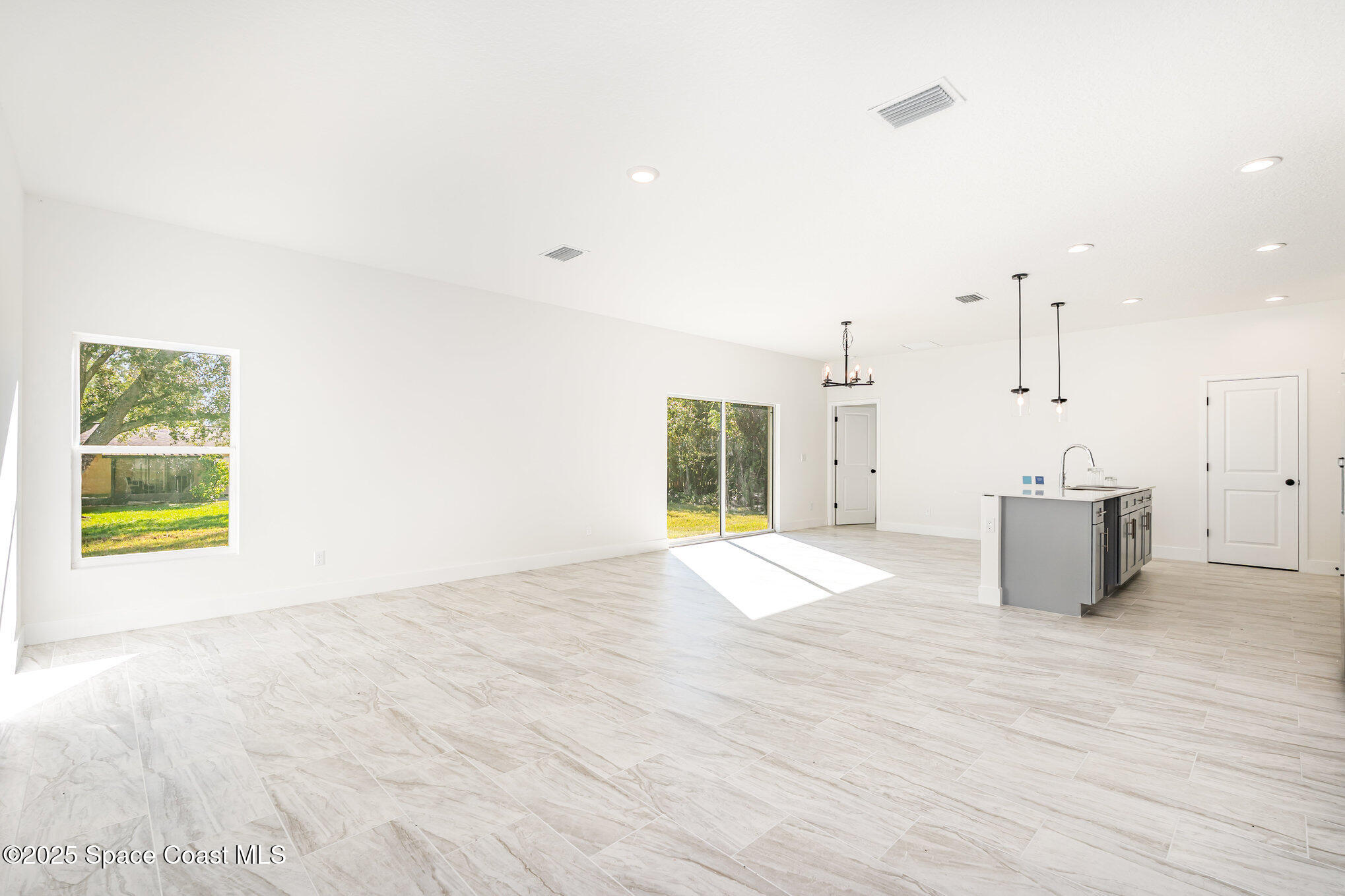 1155 Yakutat Avenue SE