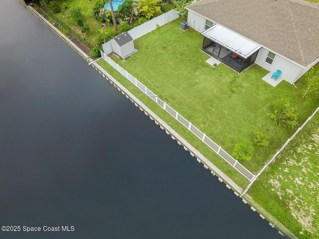 Photo of 507 Wimbrow Drive, Sebastian, FL 32958 (MLS # 1058753)
