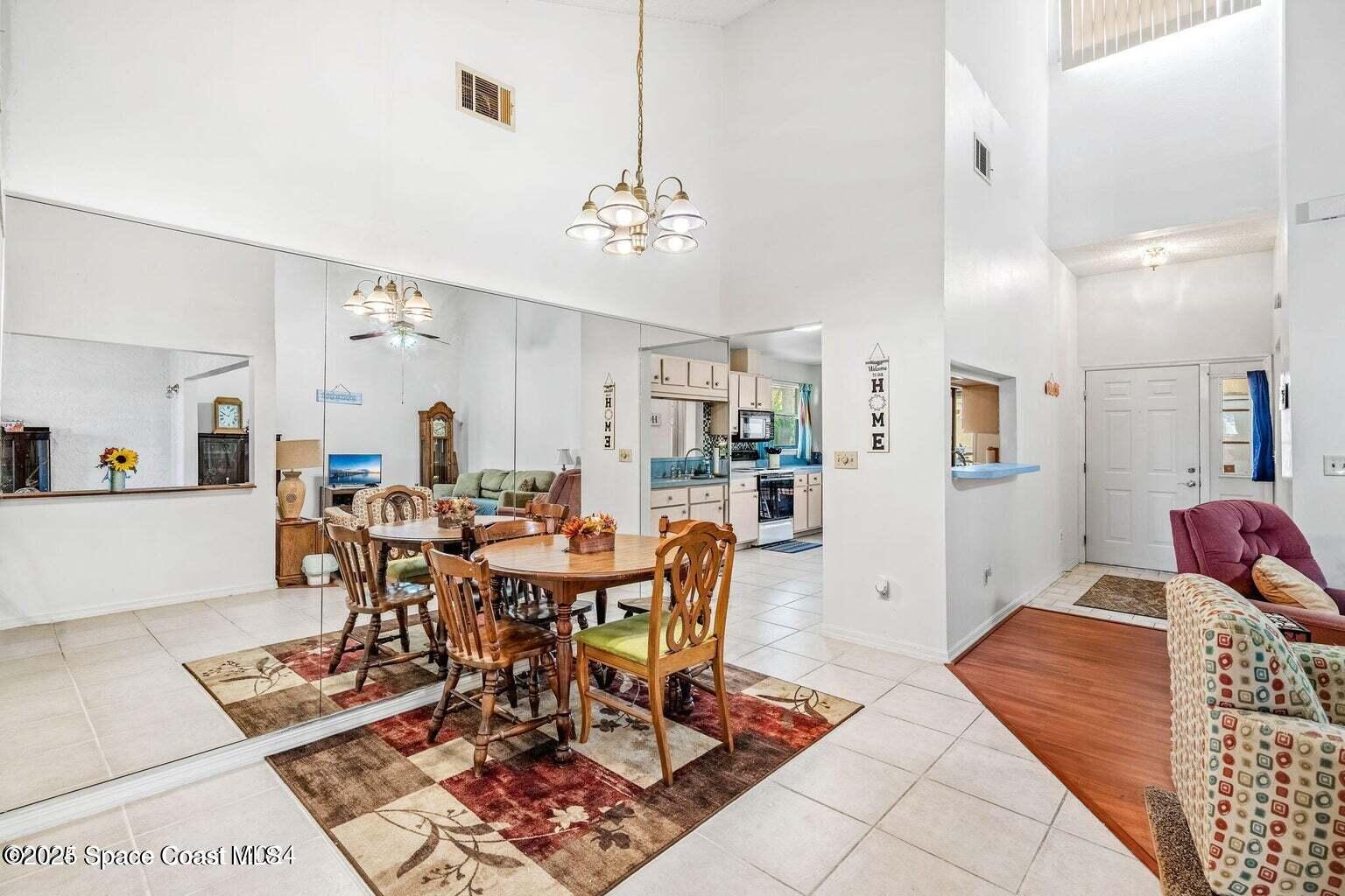 157 Eton Circle