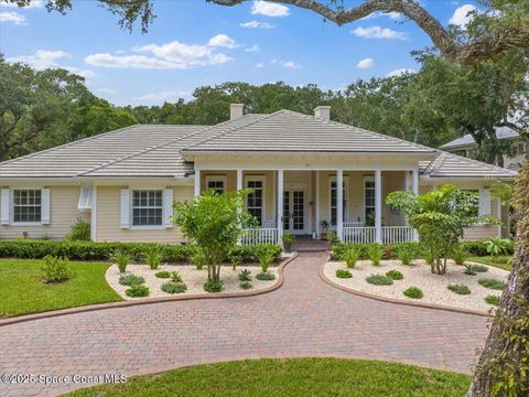 Property photo of 651 N Tomahawk Trail, Indian River Shores, FL 32963
