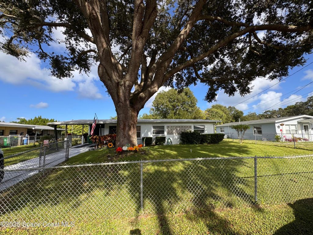 Photo of 1805 Hallum Avenue, Titusville, FL 32796 (MLS # 1059398)