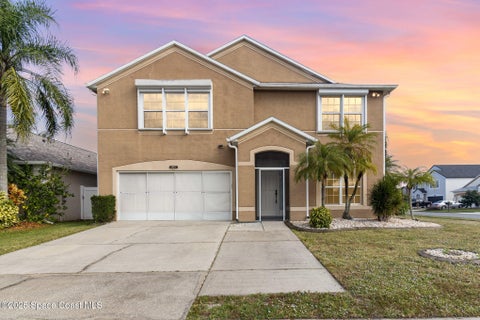 5 beds bed, 3 baths bath property at 2893 Glasbern Circle, Melbourne, FL 32904