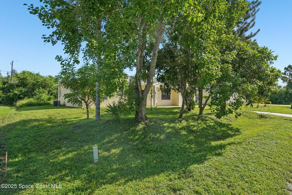 Photo of 1625 Westcott Street SE, Palm Bay, FL 32909 (MLS # 1056867)