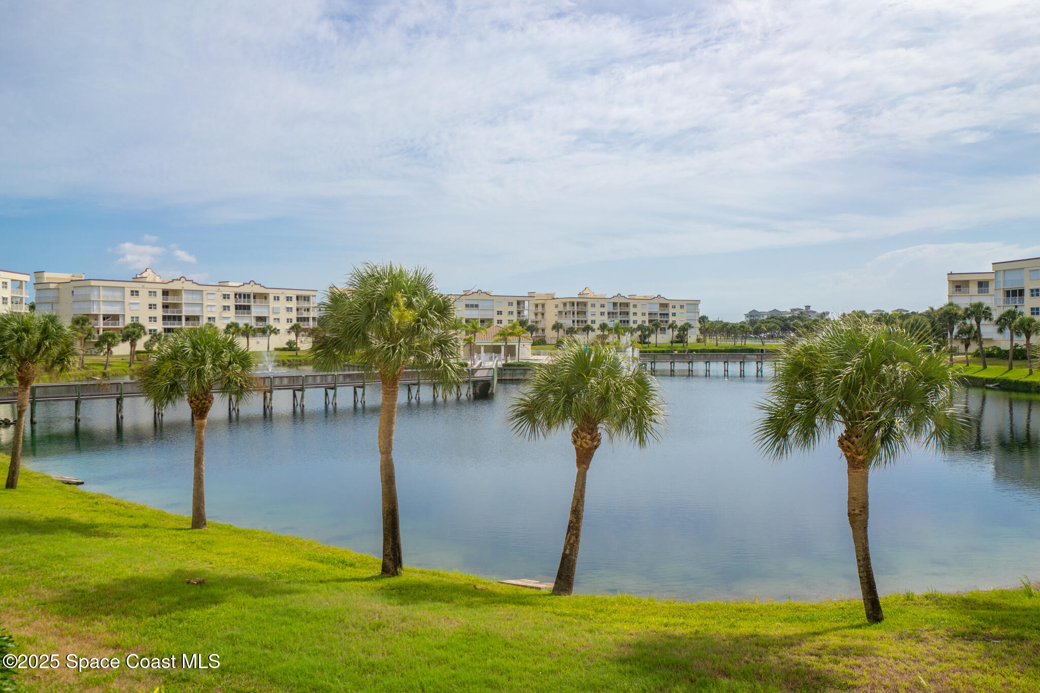 8911 Lake Drive 204