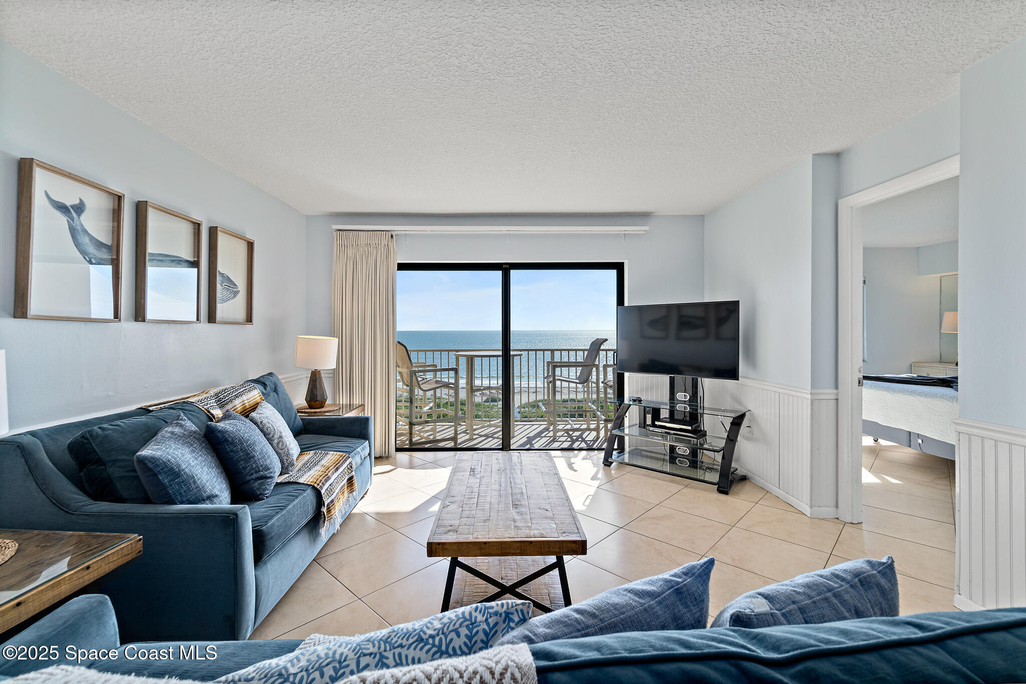 7520 Ridgewood Avenue 809