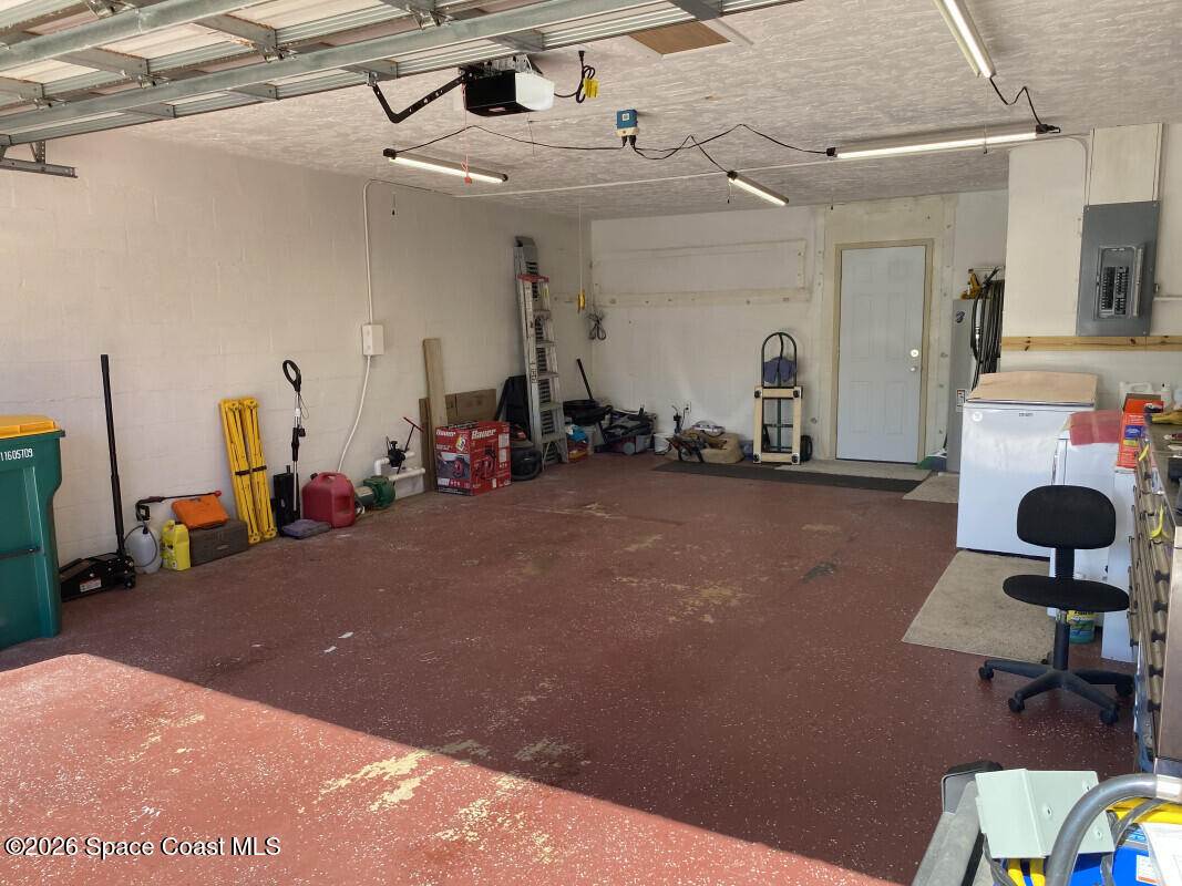 1230 Yacht Club Boulevard