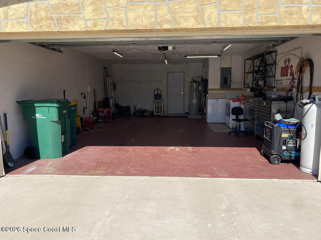 1230 Yacht Club Boulevard