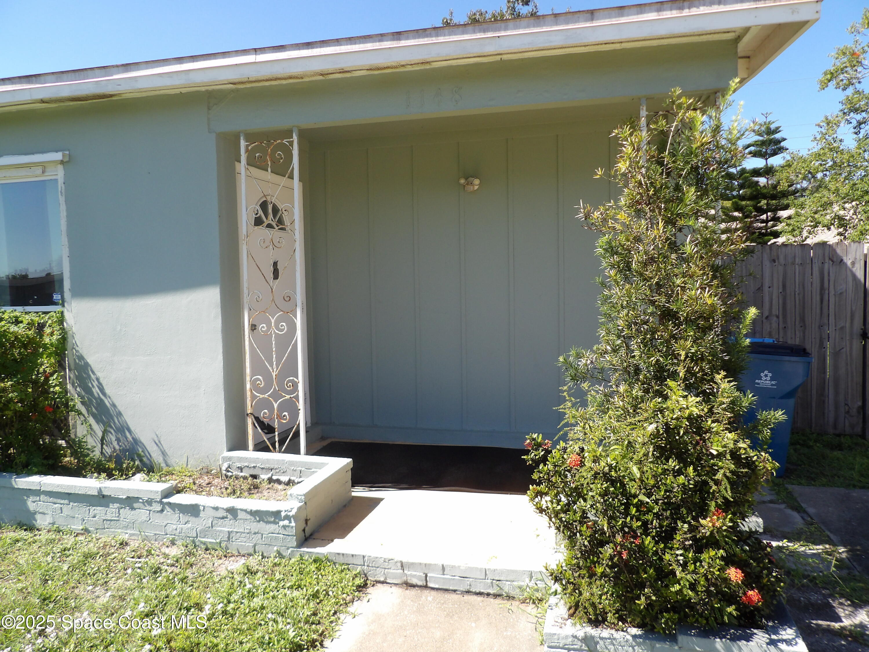 1148 Wild Rose Drive NE