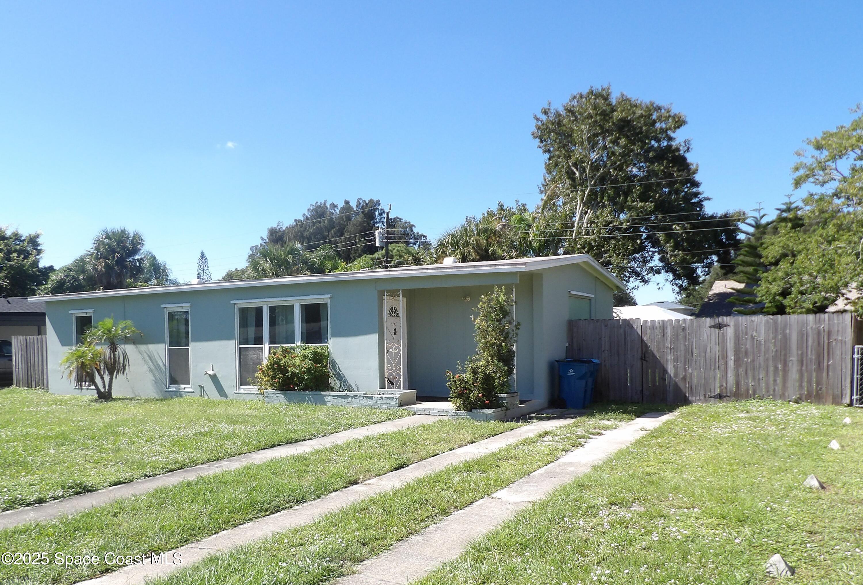 1148 Wild Rose Drive NE