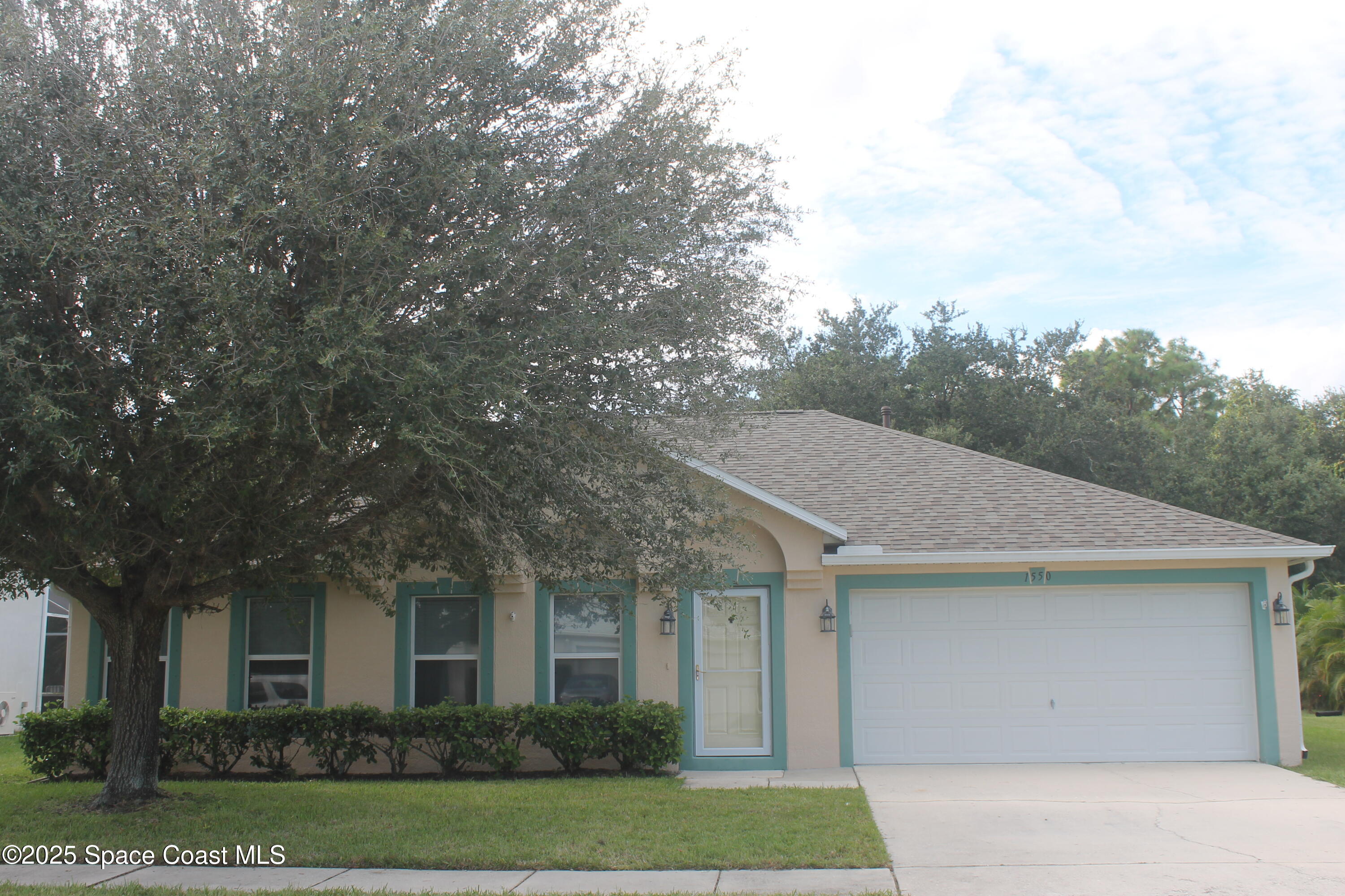 1550 La Maderia Drive SW