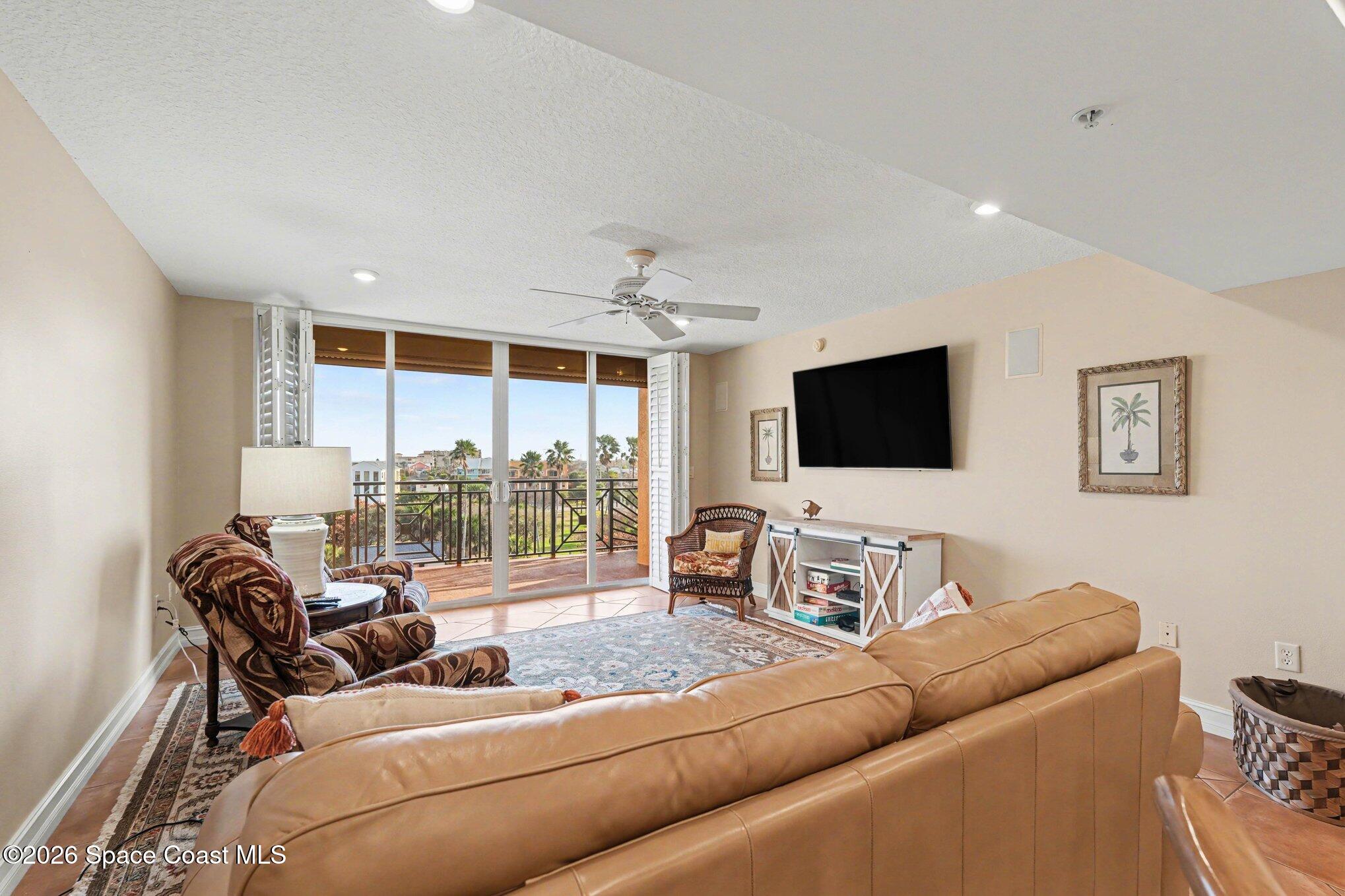 8470 Ridgewood Avenue 502