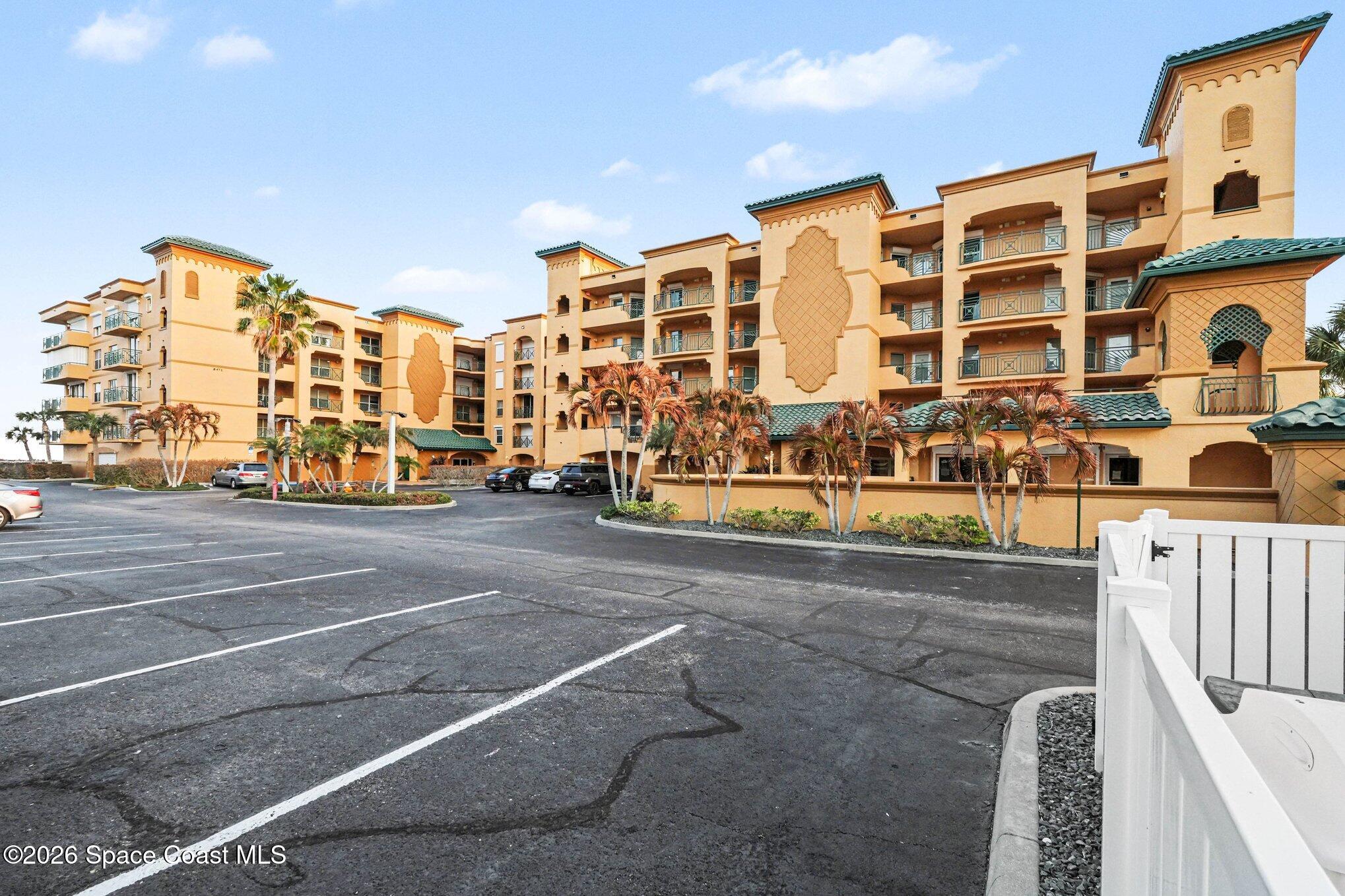 8470 Ridgewood Avenue 502