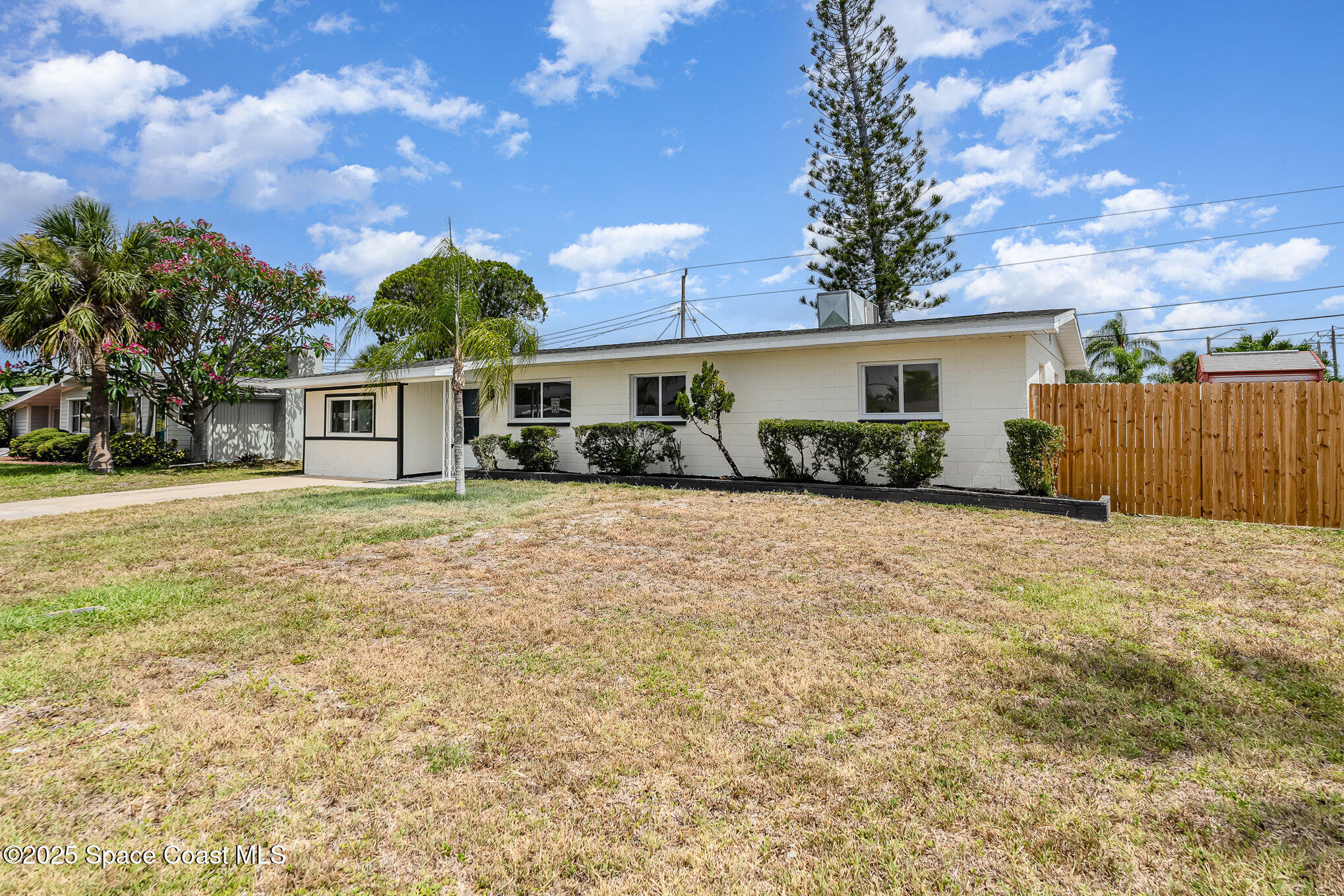 380 Sabal Avenue