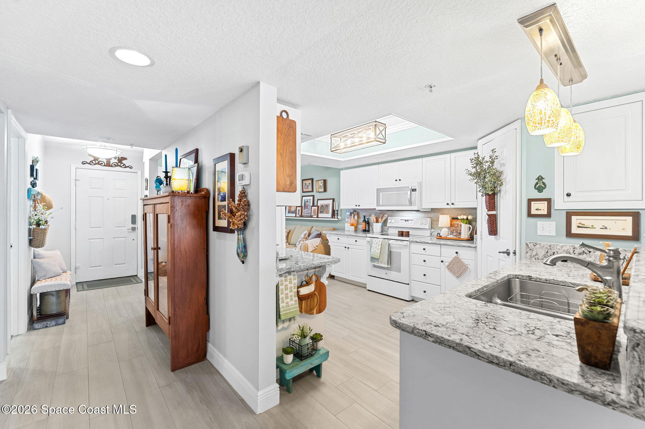 601 Shorewood Drive G303