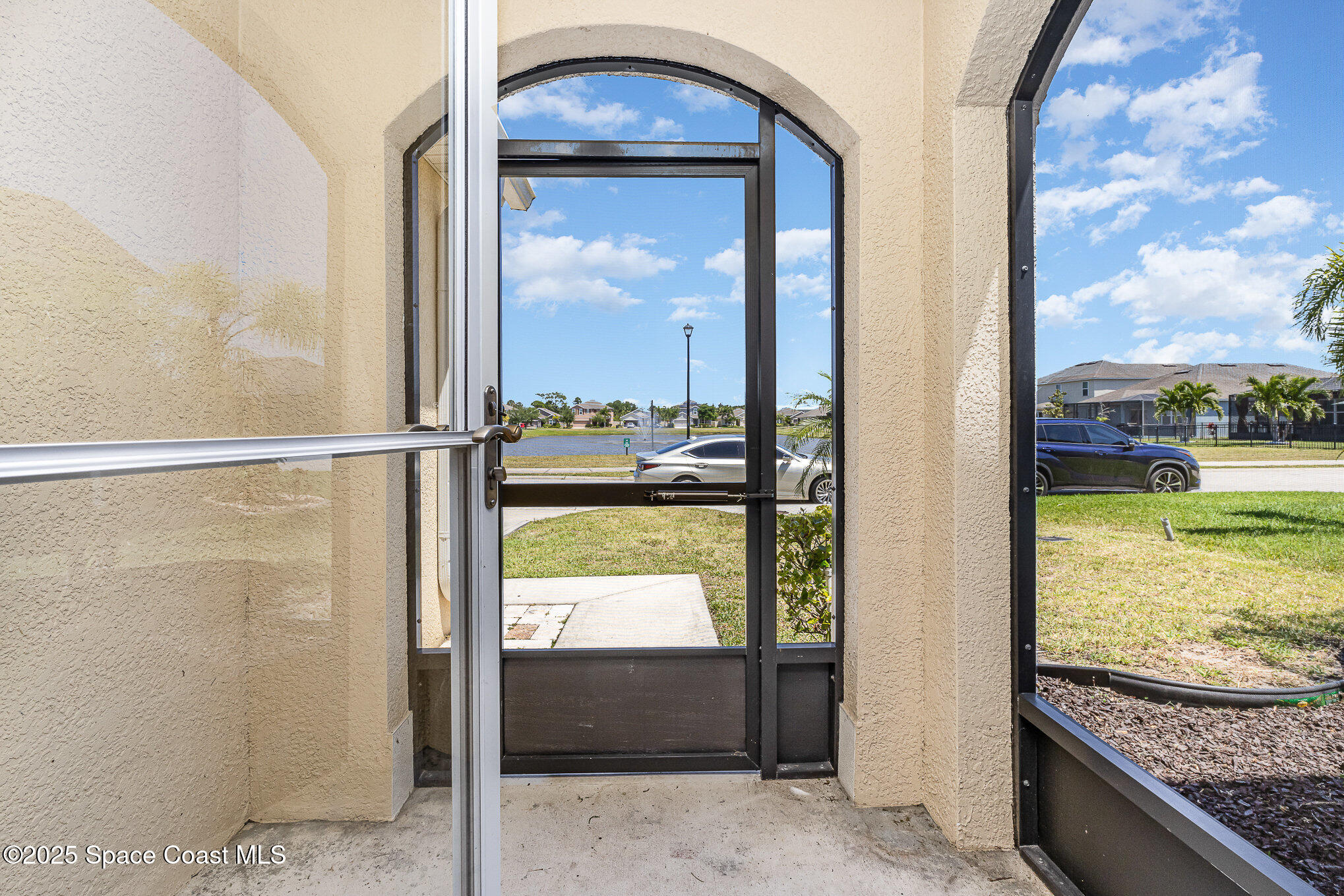 166 Alamere Drive SW