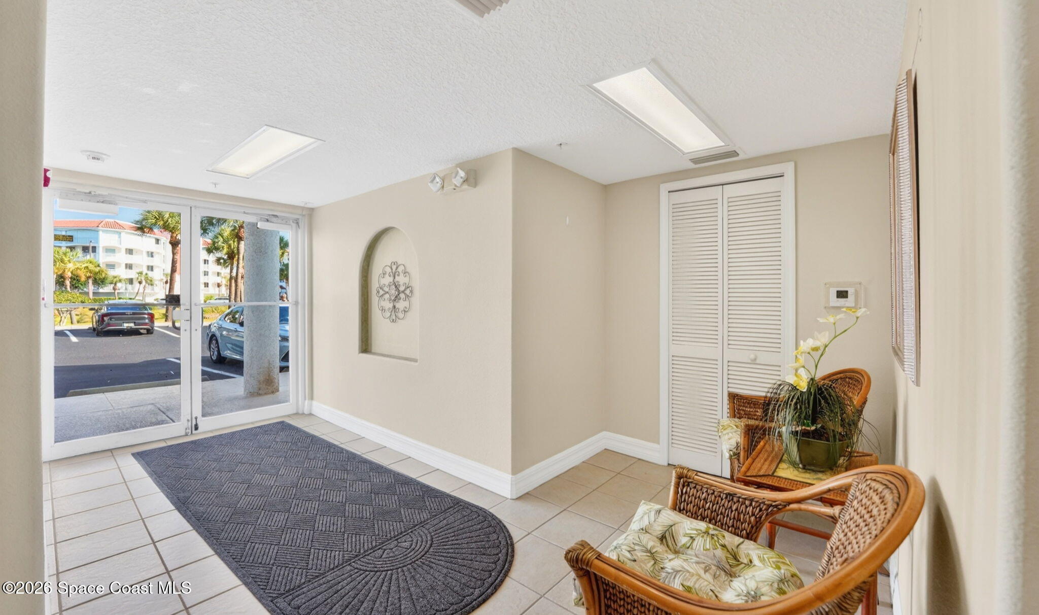 8903 Laguna Lane 301